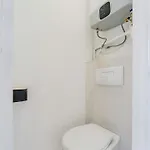 Joli 20m2 Cozy Et Equipe Avec Terrasse ! *