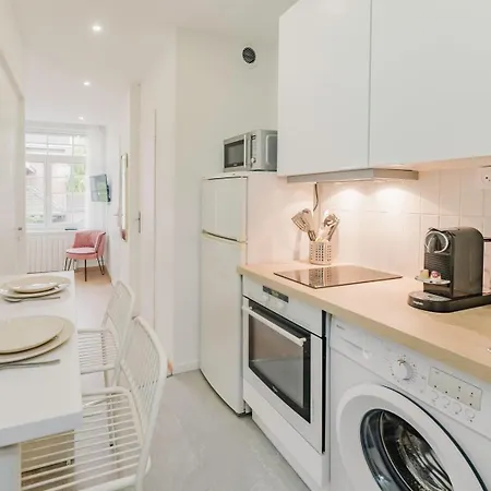 Joli 20m2 Cozy Et équipé Avec Terrasse ! Appartement